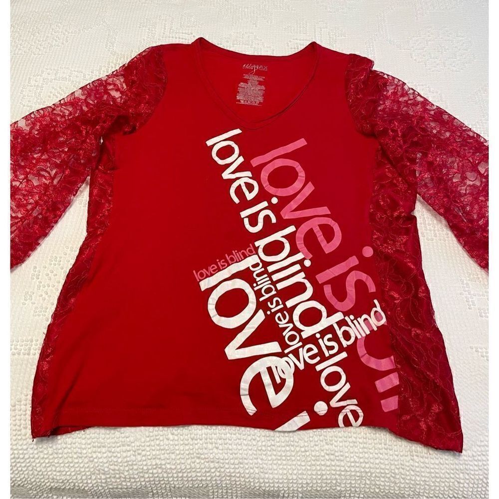 Red Lace Bell Sleeve VNeck Love is Blind Tee, XXL. Y2K mileycyrus hannamontana